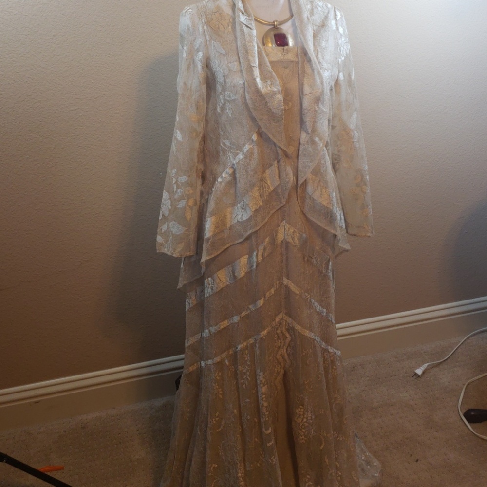 Damianou Evening dress with jacket